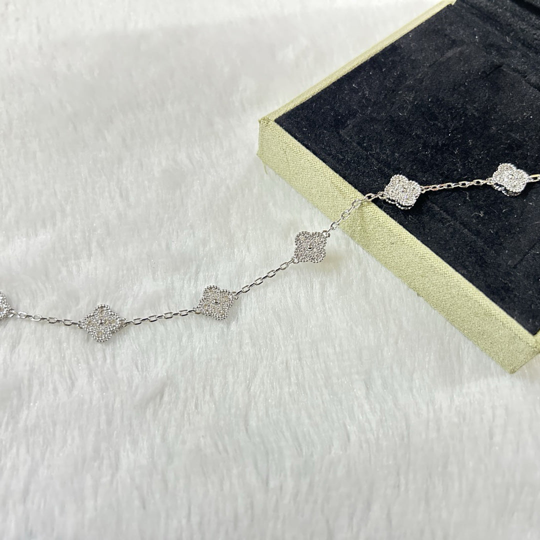[JEWELICORN]CLOVER 6 MOTIF DIAMOND BRACELET