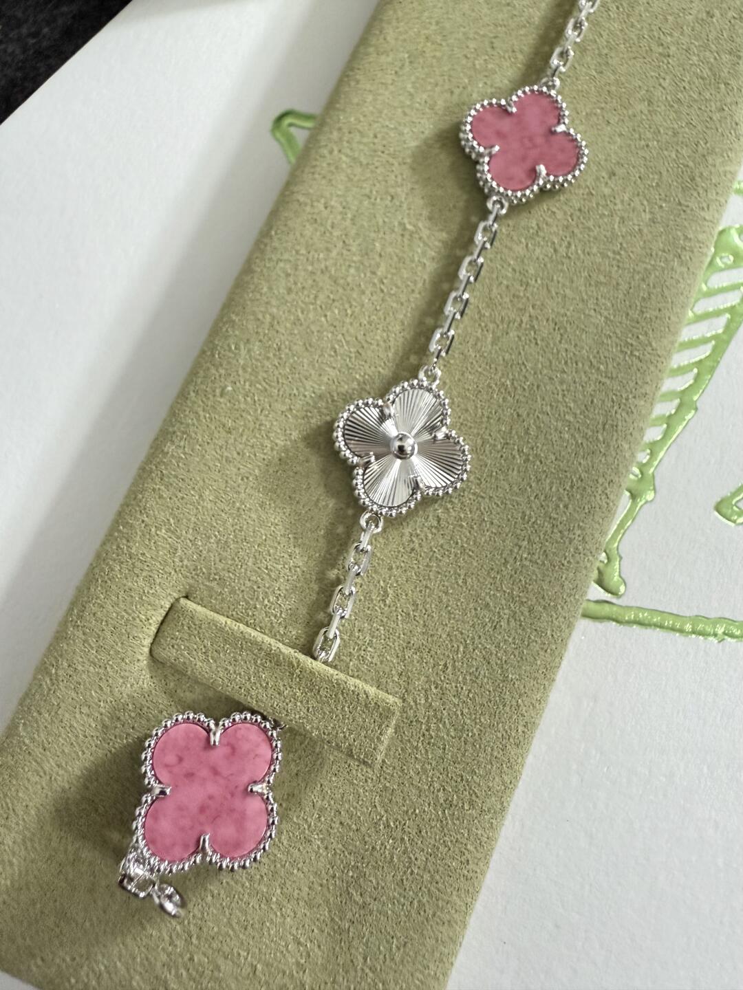 [Jelwelicorn]CLOVERS  5 MOTIFS 2025 Limited Edition Pink Ceramics